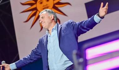 Yamandú Orsi descarta crear un nuevo impuesto al sector más rico de Uruguay