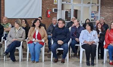 Inversión en educación: más de 120 millones de pesos para infraestructura y equipamiento.