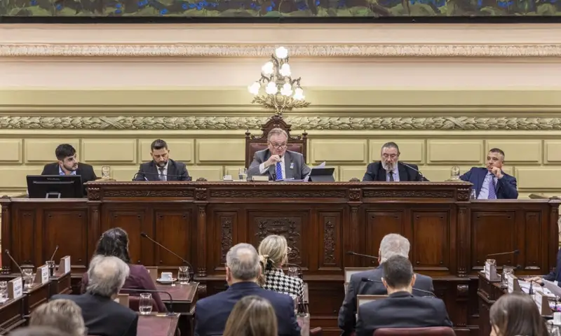 Felipe Michlig destacó el diálogo y la amplia participación ciudadana en la primera etapa de la Convención Reformadora