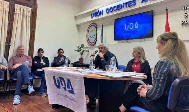 UDA Santa Fe rechaza la oferta salarial y alerta por un nuevo cierre unilateral de la paritaria