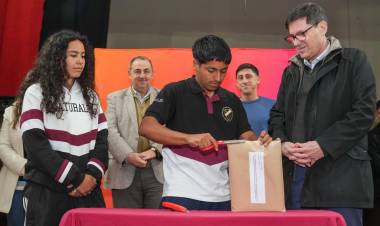 Abre Escuela: Nueve ofertas para la puesta en valor del “Colegio Nacional Simón de Iriondo” de Santa Fe