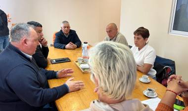 Papaleo se reunió con vecinos de Santa Teresita