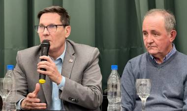 El Gobierno Provincial presentó el nuevo Profesorado de Educación Tecnológica en la ciudad de Recreo