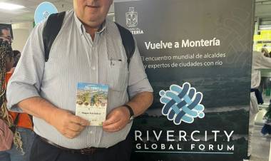 En Colombia: Poletti expone las políticas de desarrollo sostenible de Santa Fe en su entorno fluvial