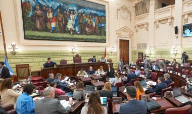 La Comisión Redactora emitió dictámenes sobre Funcionamiento del Estado