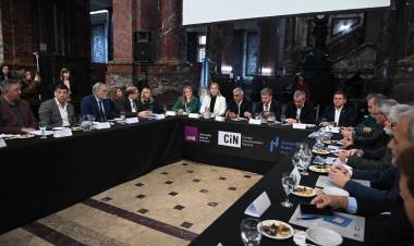 Reunión del Consejo Interuniversitario Nacional en la ciudad de Rosario