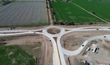 El Gobierno Provincial construye dos nuevas rotondas para mejorar la seguridad vial en la Ruta 4