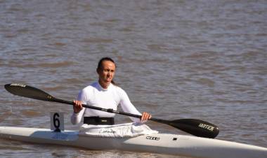 Canotaje de élite en la Setúbal: Micaela Maslein llegó del Mundial en Italia y se presentó en los Jadar 2025