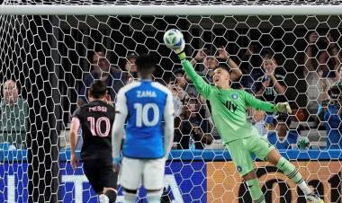 Messi falla un penal y Charlotte aplasta a Inter Miami 3-0