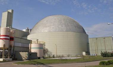 El Gobierno confirmó la privatización de la empresa Nucleoeléctrica