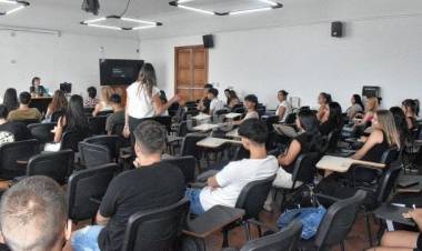 Los docentes de la Universidad Nacional del Litoral perdieron "cerca del 30? poder adquisitivo en un año"