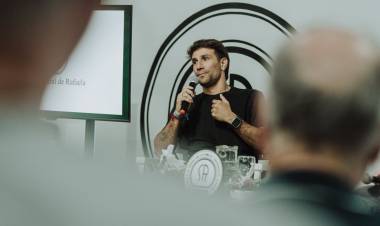 Leo Ponzio cambió la cancha de fútbol por el campo, con la pasión intacta