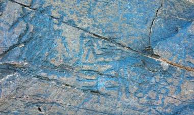 China: descubrieron una piedra grabada de 2.200 años de antigüedad