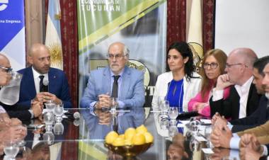 Integración productiva: Santa Fe ofrece su infraestructura logística a las economías regionales de Tucumán