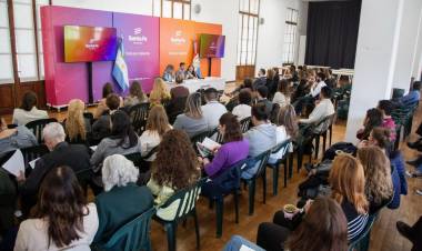 Salud Mental: Provincia avanza en una guía de cuidados para prevenir el suicidio