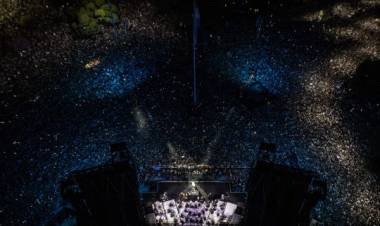 Rosario tricentenaria: 250 mil personas disfrutaron del show Nicki Nicole y Baglietto en el Monumento