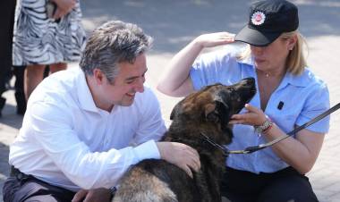 Scaglia participó del retiro de un perro y la incorporación al servicio de otros dos