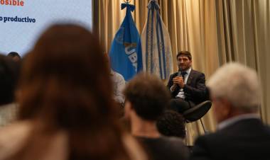 Pullaro: “El desarrollo necesita un Estado más activo”