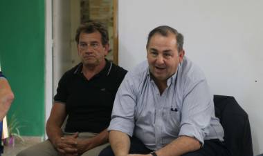 Representantes vecinales del Distrito Oeste dialogaron con Poletti en una nueva reunión