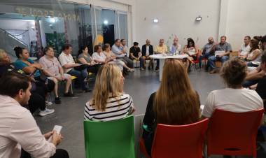 Poletti se reunió con vecinalistas del Distrito Suroeste