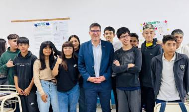 Goity, a dos años de eliminar la no repitencia: “Todas las medidas que tomamos tienen como objetivo mejorar los aprendizajes de los estudiantes”