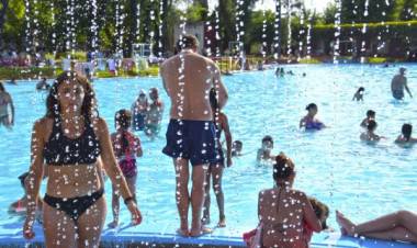 Agenda deportiva: torneo de patín carrera, una maratón y las piletas de los polideportivos municipales a pleno