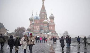 Moscú advierte que el plan de paz de Kiev es “radicalmente diferente” al eje Rusia-EE.UU.