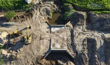 Más obras para la producción: Provincia, cerca de finalizar el reacondicionamiento de Canal Irigoyen