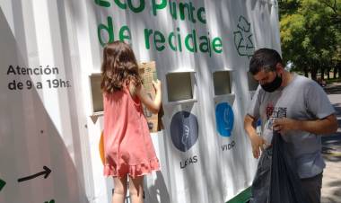Reciclaje y premios: la Municipalidad lanza el programa Amigos del Ecopunto