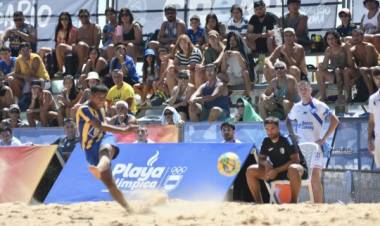 Playa Olímpica rumbo a los Suramericanos 2026: Rosario cerró la Copa Tricentenario de fútbol playa con festejo guaraní