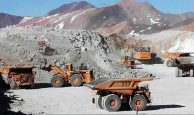 Dos gigantes de la minería negocian una fusión que tendrá un impacto clave en la Argentina