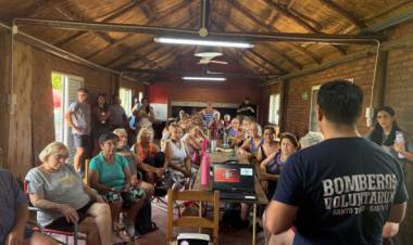 Se realizó una capacitación para personas mayores en el marco de las Colonias Municipales