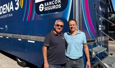 Con fuerte presencia institucional, el Estudio Federal Cadena 3 SANCOR SEGUROS realizó una transmisión especial en Carlos Paz