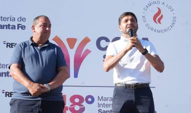 Pullaro en la largada de la Maratón Santa Fe - Coronda: “Esta competencia muestra la identidad de lo que somos los santafesinos”