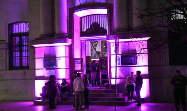 Boleros para bailar: música y romance en la Biblioteca Muttis