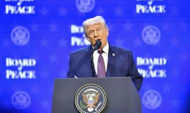 Trump revoca legislación climática clave en Estados Unidos