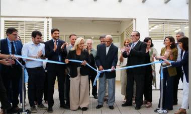 Pullaro: “En dos años terminamos e inauguramos 24 escuelas en la provincia de Santa Fe”