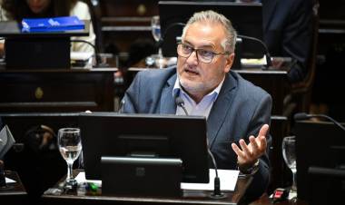 Lewandowski: "Este acuerdo solo tendrá sentido si se industrializa nuestra producción, no si se la primariza"