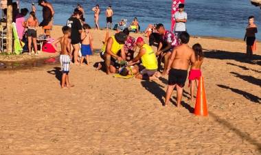 La Municipalidad realizó un simulacro de rescate en el río como parte de acciones de entrenamiento y prevención