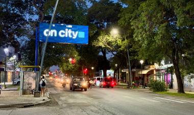 La Municipalidad informa restricciones parciales de tránsito en Avenida Luján por obras de reparación