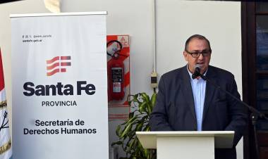 Poletti participó del acto por los 50 años del golpe y reafirmó el compromiso democrático