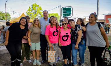 Poletti inauguró la puesta en valor de la Plaza Islas Baleares junto a los vecinos de Santa Rita II