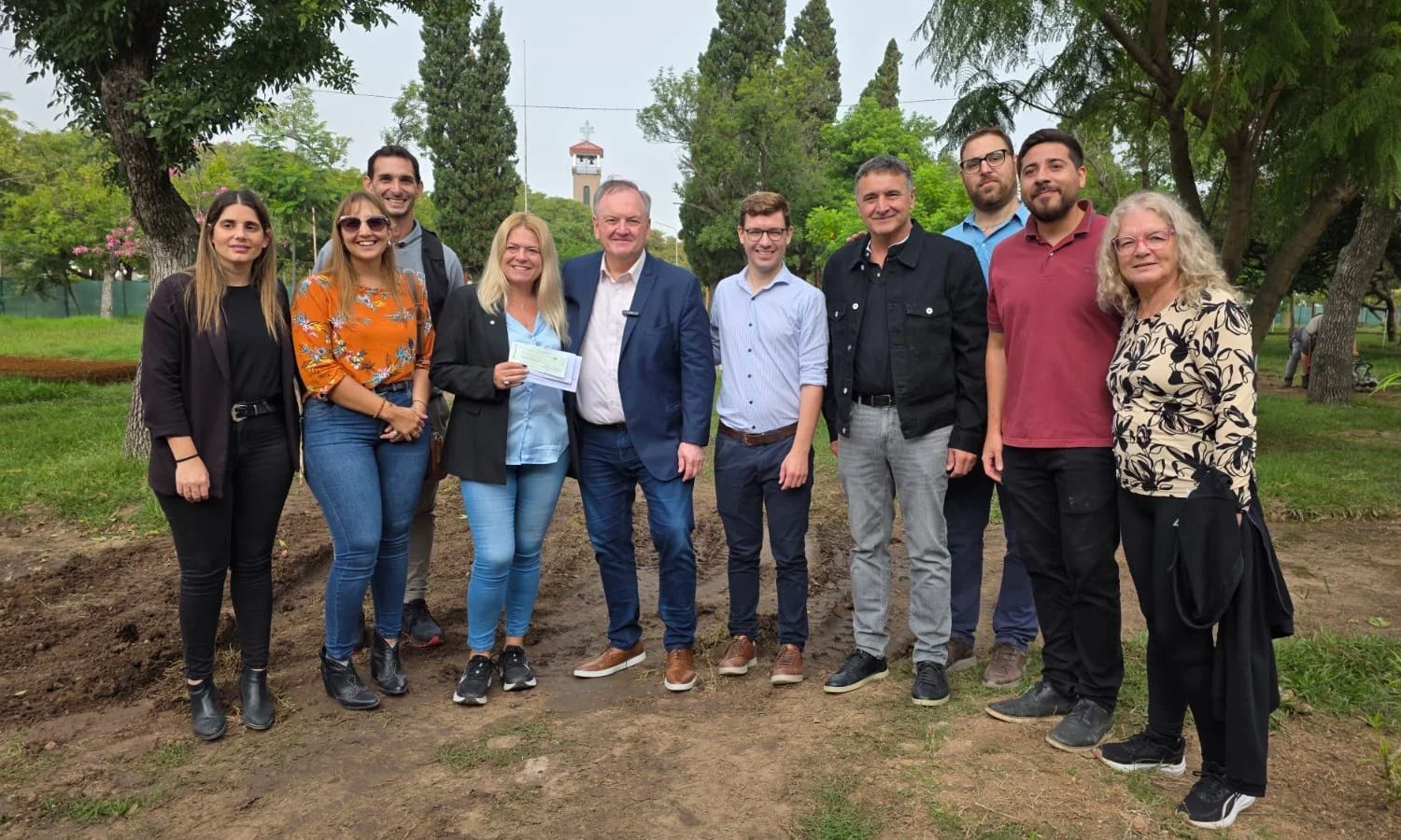 Michlig y González recorrieron obras en la ciudad de Ceres y acercaron aportes gubernamentales