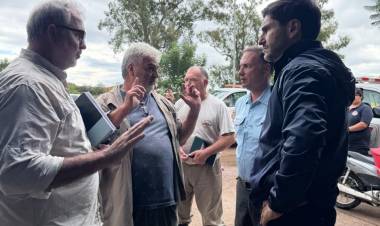 Villa Minetti: Pullaro supervisó la defensa hídrica y el funcionamiento de las bombas