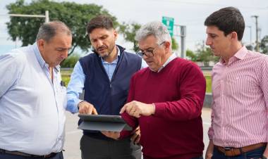 Pullaro y Poletti anunciaron obras para la renovación urbana en espacios públicos clave