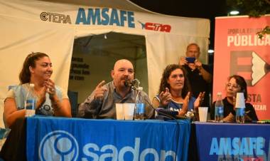 Amsafe instaló la Carpa Blanca de la dignidad docente en el dpto. Belgrano