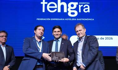 Pullaro recibió un reconocimiento de la hotelería nacional por el plan de seguridad que transformó Rosario