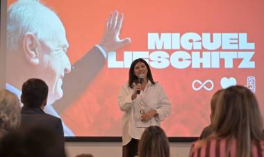 Homenaje al exgobernador Miguel Lifschitz en el polo tecnológico de Rosario