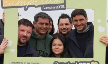 Pullaro en Sunchales: “La obra pública es desarrollo, igualdad y trabajo” dijo al entregar 328 lotes que darán origen a un nuevo barrio