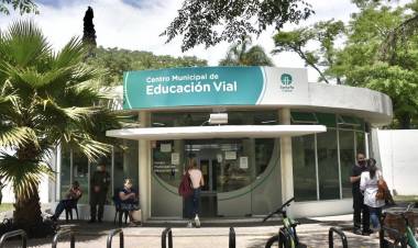 A partir del lunes cambian las exigencias para obtener la licencia para conducir motos